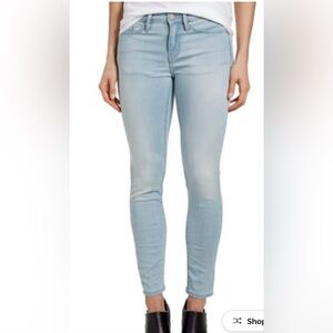 Calvin Klein Women's Light Blue Skinny Jeans